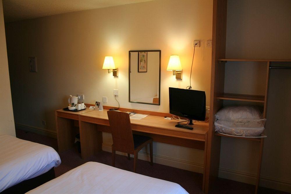 Days Inn Kendal - Killington Lake Exterior foto