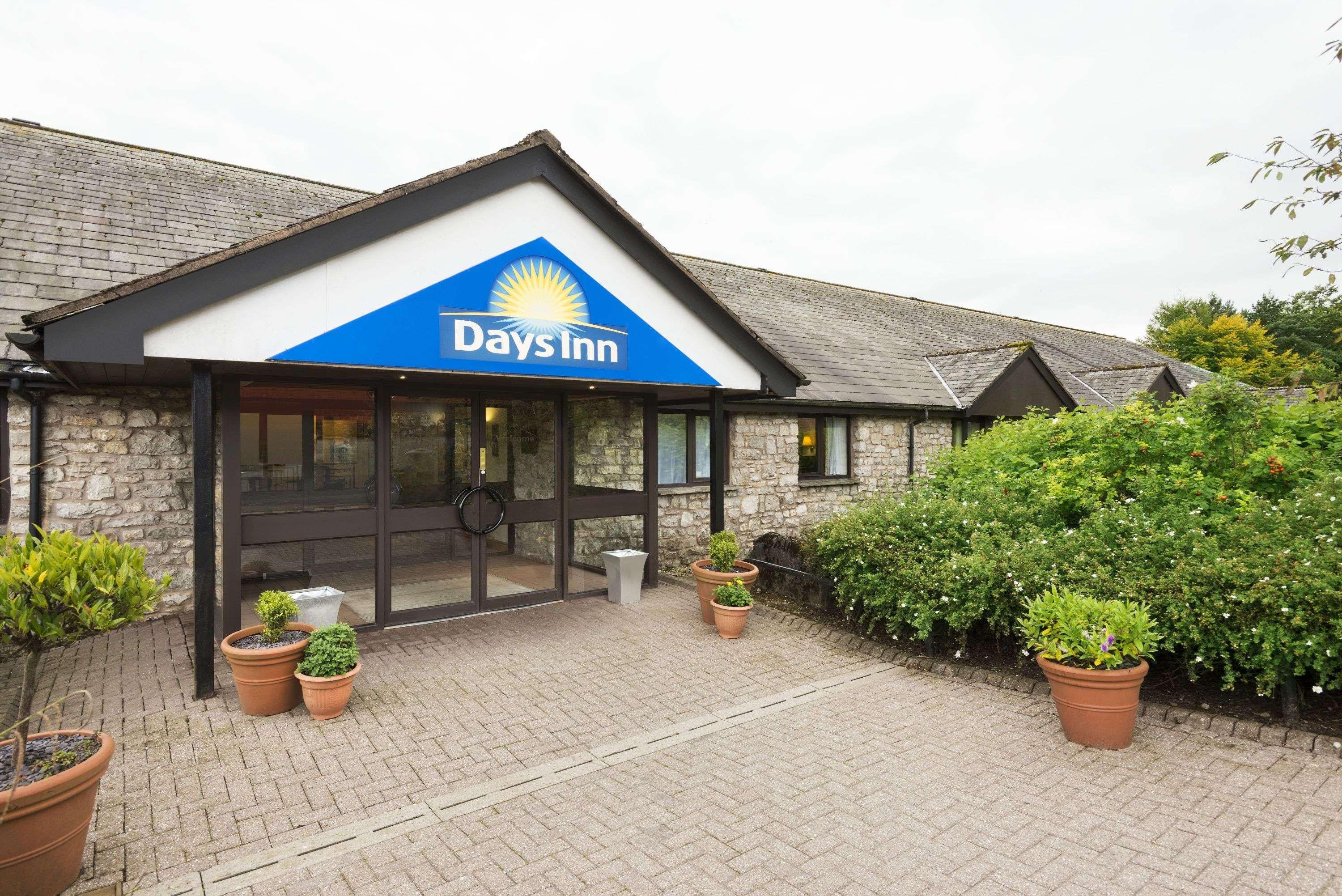 Days Inn Kendal - Killington Lake Exterior foto