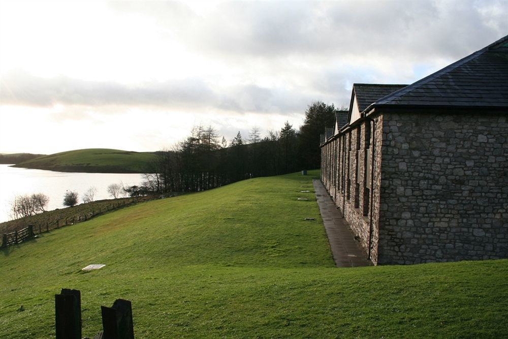 Days Inn Kendal - Killington Lake Exterior foto